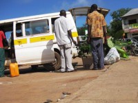 /album/fotogalerie-tagliches-leben/transport-mit-matatu-jpg/